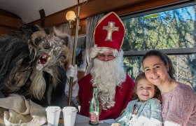 Krampus und Nikolaus, © NB/Gerstl Krampus und Nikolaus, © NB/Gerstl