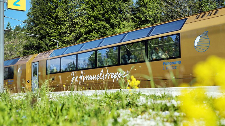 Panoramawagen 1. Klasse, © NÖVOG-Weinfranz.at