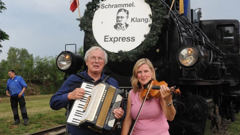 Schrammelklangexpress der Waldviertelbahn, © @NB/knipserl.at